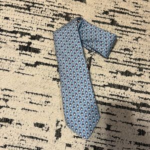 Vineyard Vines Penguin 🐧 Santa Hat Christmas tie